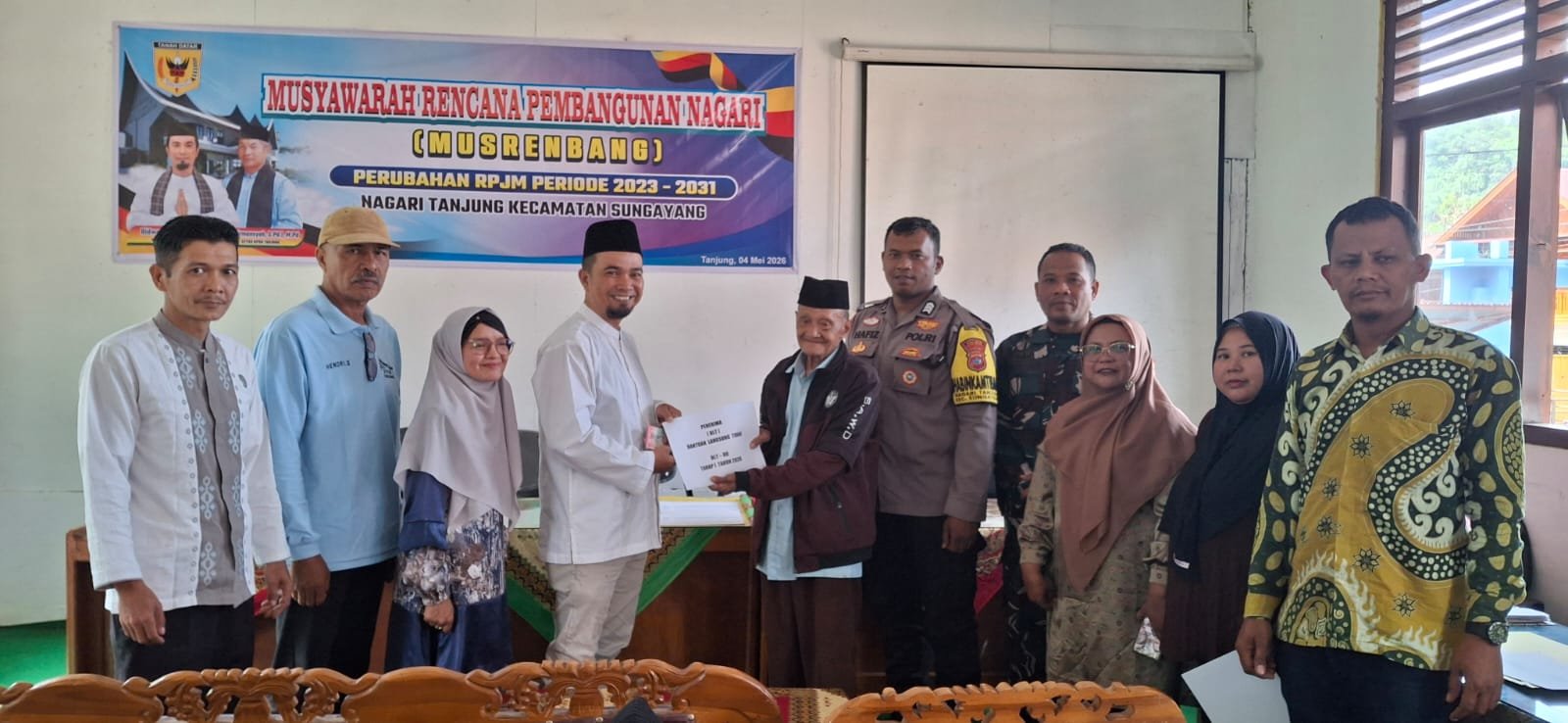 Ringankan Beban Warga, Pemerintah Nagari Tanjung Salurkan BLT Dana Desa